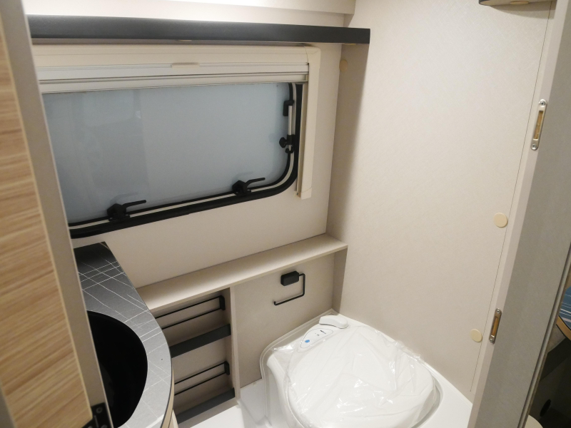 Eriba Touring 430 INKOOPTOPPER!  foto: 5