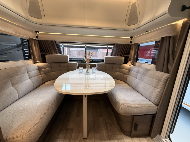 Kabe Briljant 470 XL Model 2026 - Nieuw 