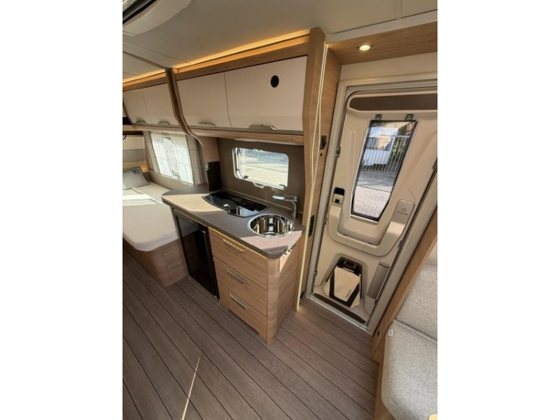 Knaus Sudwind 60 Years 500 EU Mover en Fietsendrager  foto: 15