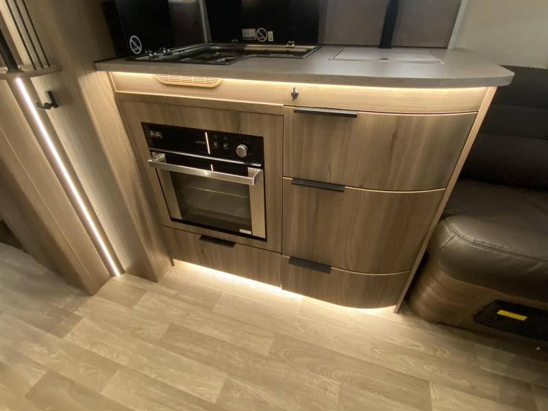 Kabe Royal 540 GLE B2 2025 NIEUWSTAAT!  foto: 8