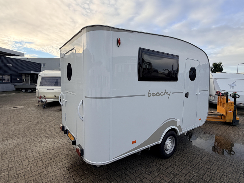 Hobby Beachy 360 BJ23 Met voortent  foto: 10