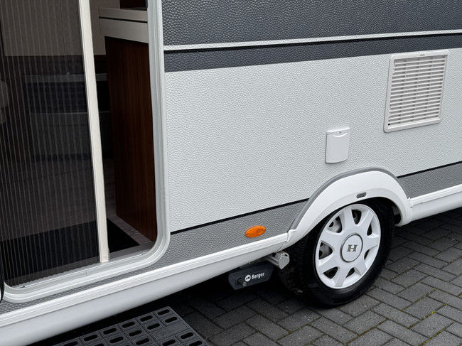 Hobby Excellent 495 UL met enkele bedden **Mover/Fietsendrager/Luifeltent/1e eigenaar/Zeer nette caravan** foto: 19