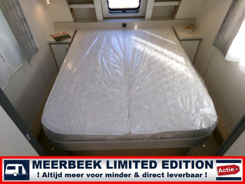 Hobby Excellent Edition 540 UFF 2027 NIEUWSTE MODEL !  foto: 16