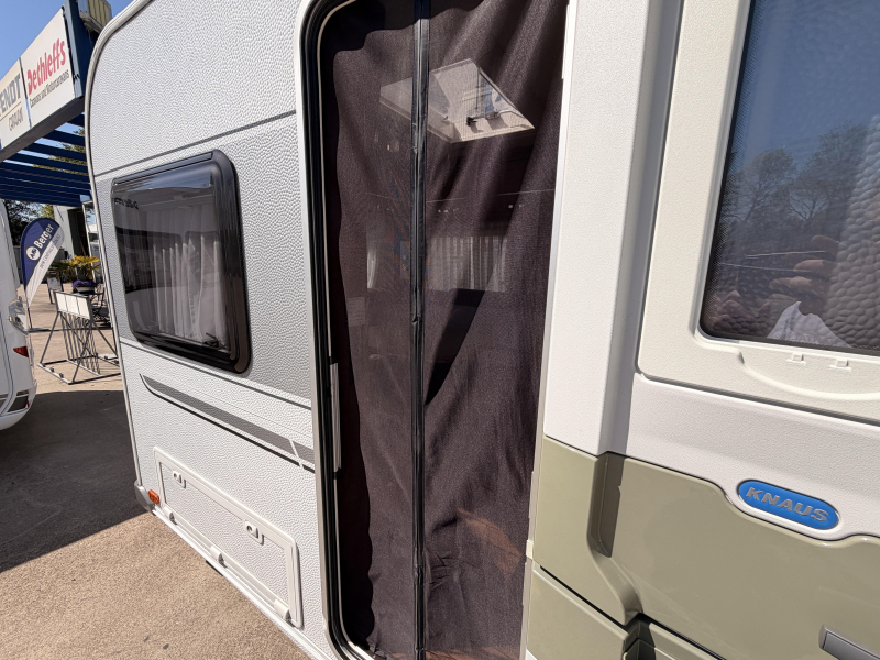 Knaus Sudwind Exclusive 450 FU +fietsendrager+mover  foto: 3