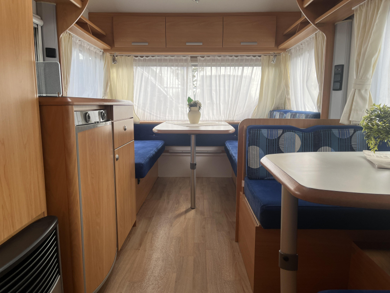 Chateau Calypso 480 KMD Stapelbed - Voortent 