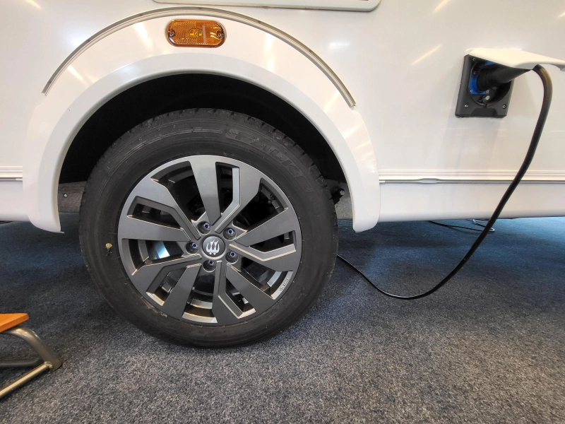 Knaus Sport 460 EU zeer compleet uitgevoerd 