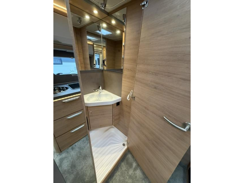 Knaus Sudwind 60 Years 500 EU Incl. Mover en Luifel  foto: 20