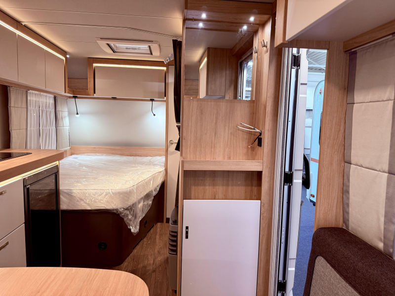 Knaus Sport Platinum 450 FU  foto: 21