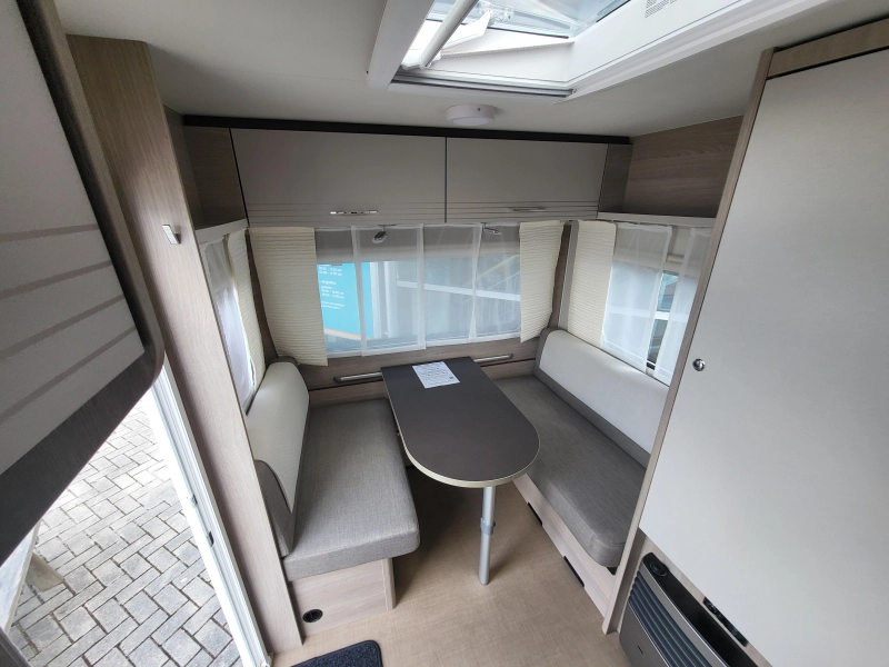 Bürstner Premio Life 430 TS kenteken 2023, nieuwstaat  foto: 6