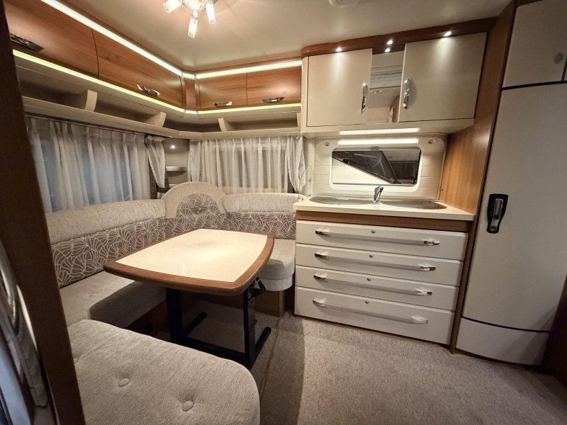 Hobby Premium 460 UFE BJ13, Mover, Tent, LUXE  foto: 6