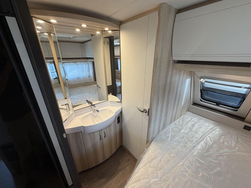 Hobby De Luxe 460 UFE Nieuw | Actie model 2026  foto: 11