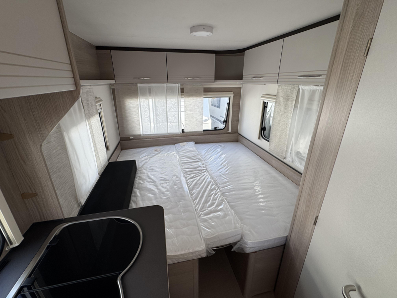 Bürstner Premio Life 480 TL Mover en Thule luifel  foto: 13