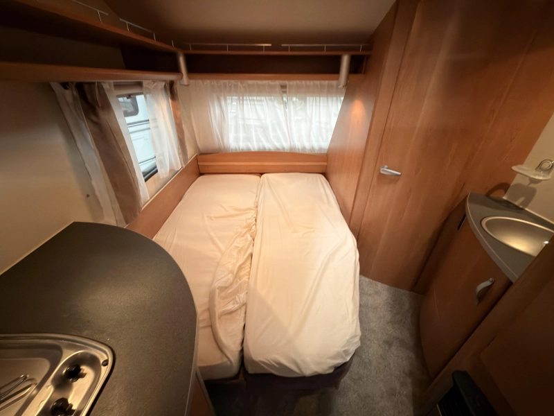Kip Sky line Special 47 TDB +voortent+mover+luifel  foto: 10