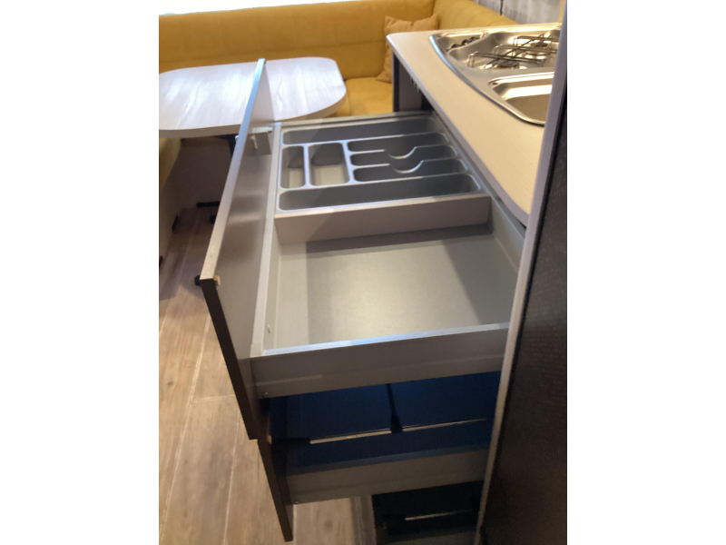 Dethleffs C'Go 495 FR mover/ ATC/omnistor  foto: 13