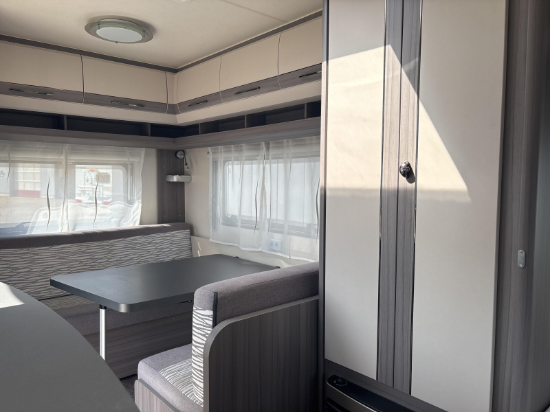 Hobby On Tour 390 SF Mover/Dorema luifel  foto: 7