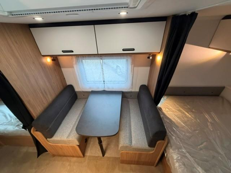 Caravelair Alba Family 496 Stapelbed caravan  foto: 16