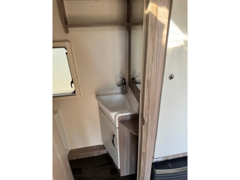 Sprite Mondial 370 SE compacte caravan sprite  foto: 13
