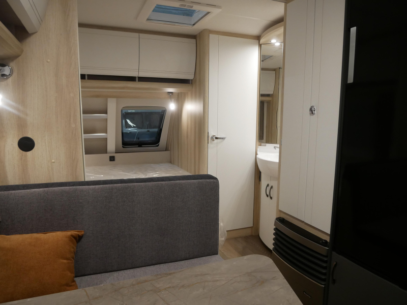 Hobby De Luxe 400 SFE Model 2027  foto: 7