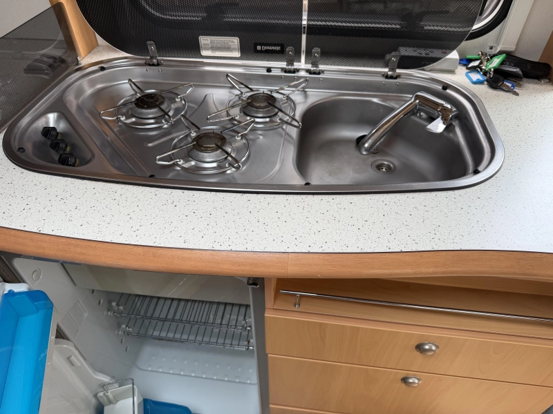 Beyerland quartz 440 LB mover, voortent, luifel  foto: 9