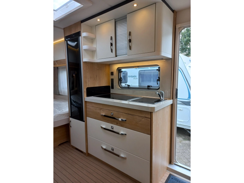 Hobby Excellent Edition 495 UL 1800kg-bedverbr-vloerverw  foto: 7