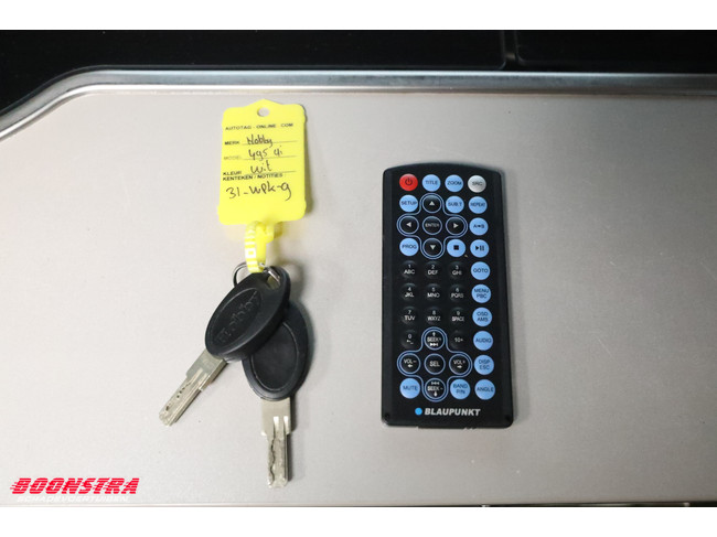 Hobby 495 UL Premium Middenkeuken Rondzit LMV foto: 18