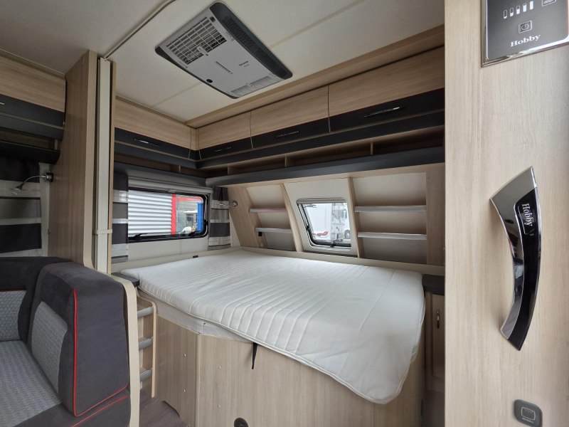 Hobby De Luxe Edition 545 KMF Nieuwe voortent, Mover 