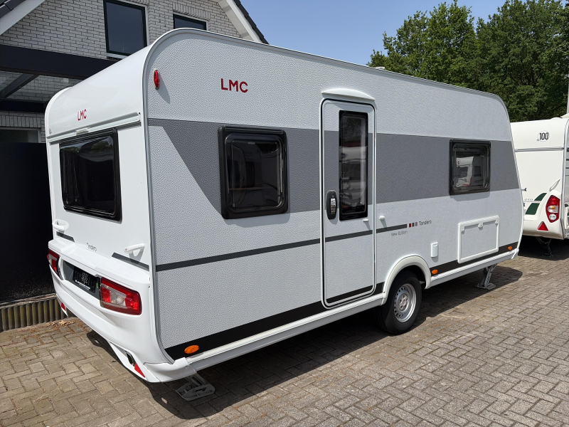 LMC Tandero 480 D New Edition/Voortent 