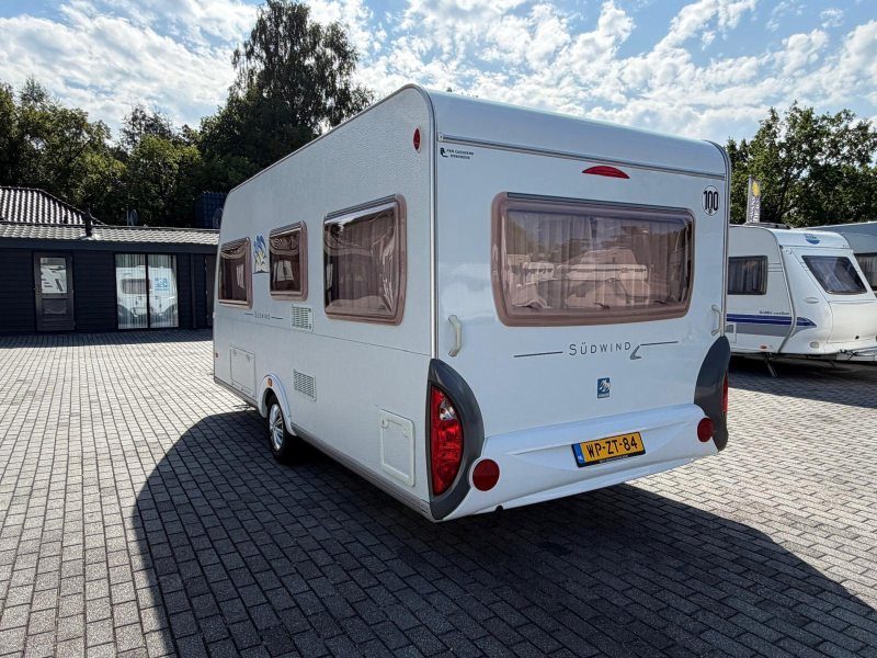 Knaus Sudwind 450 FU  foto: 3
