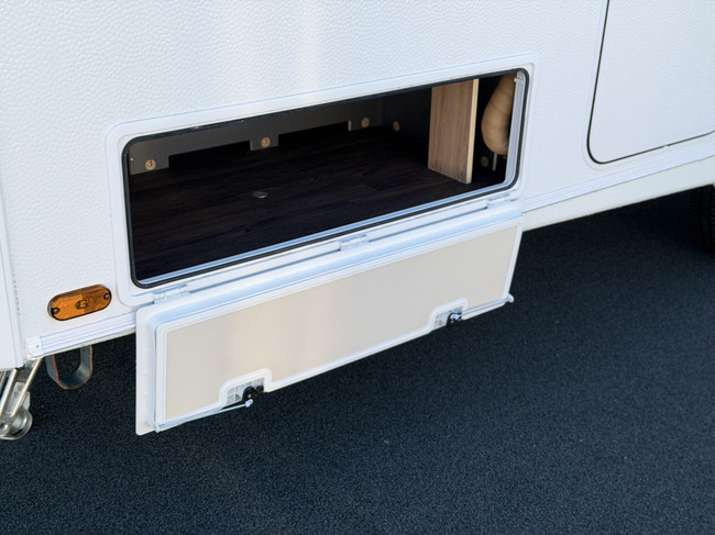 Knaus SPORT 450 FU gas uitvoering