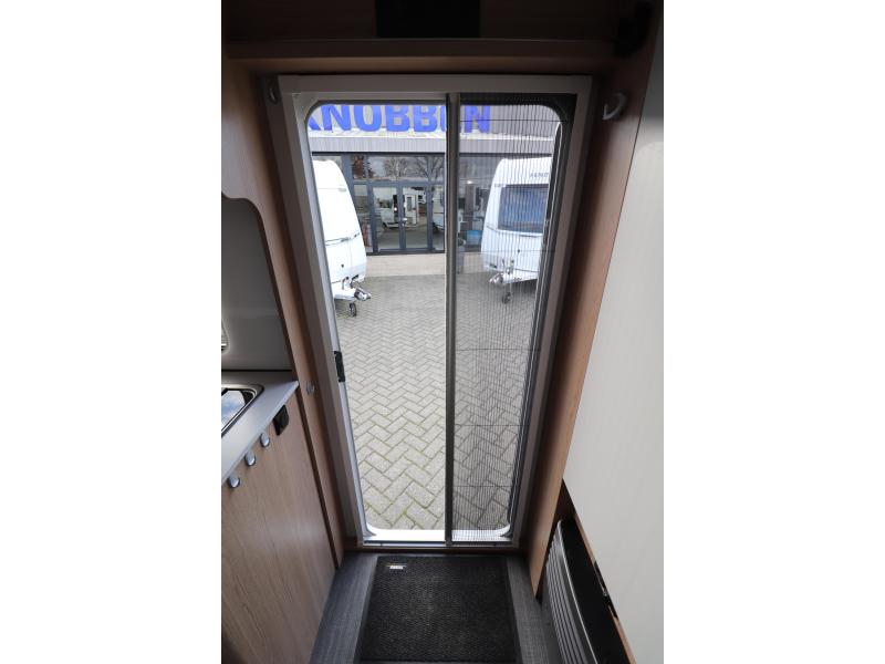 Dethleffs Aero 410 QS Dwarsbed / mover / luifel  foto: 18