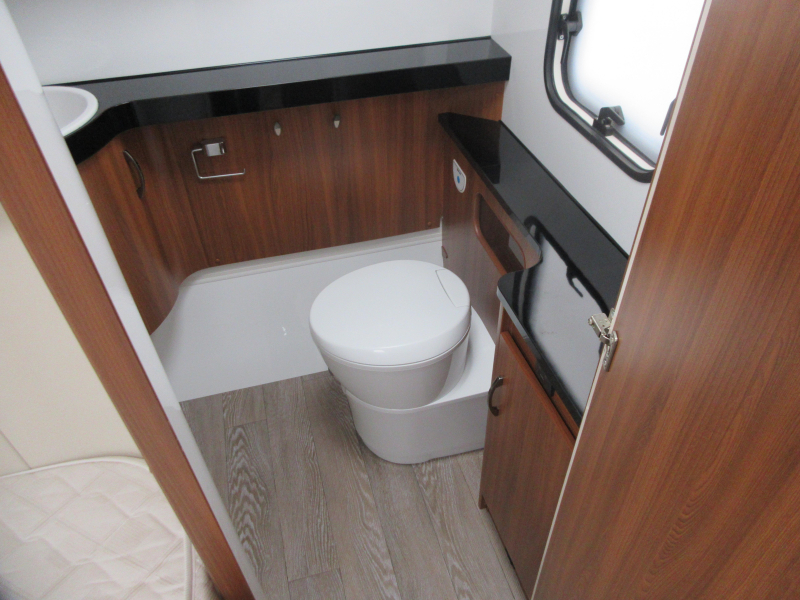 Hobby Excellent 495 WFB MET MOVER EN VASTE LUIFEL  foto: 12