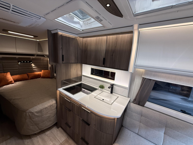 Kabe Briljant 470 XL Model 2026 - Nieuw  foto: 8