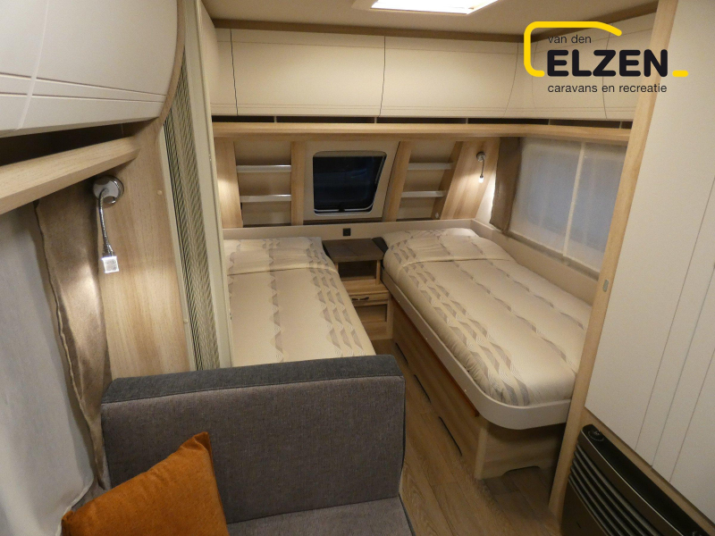 Hobby De Luxe 460 SL White Edition actiepakket  foto: 15