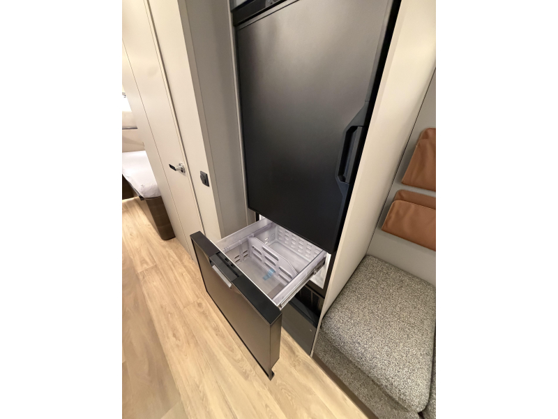 Adria Alpina Model 2027  foto: 11