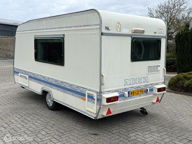 Adria 430 PH super netjes lichtgewicht foto: 3