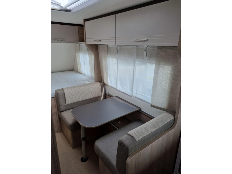 Bürstner Premio Life 425 TS € 1.250,= Acc. voordeel! 