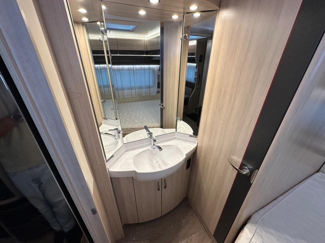 Hobby De Luxe Edition 460 Ufe foto: 17