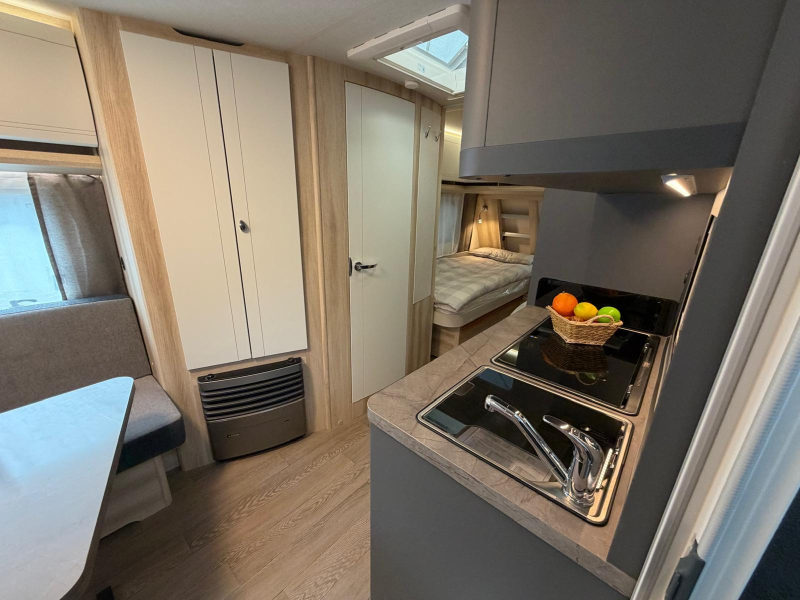 Hobby De Luxe 495 UL ACTIEPRIJS!  foto: 1