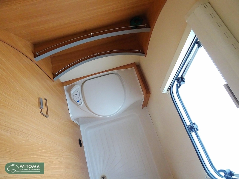Knaus Sudwind 450 FU Mooi complete caravan  foto: 12