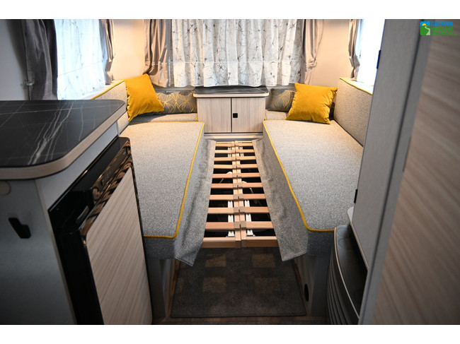 Eriba Touring Triton 420 foto: 12