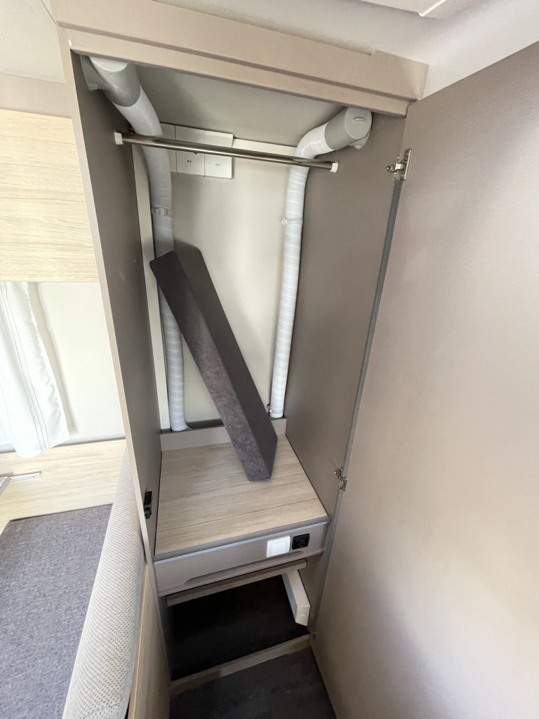 Weinsberg CaraCito DWARSBED+TREINZIT 1e EIGENAAR MOVER  foto: 20