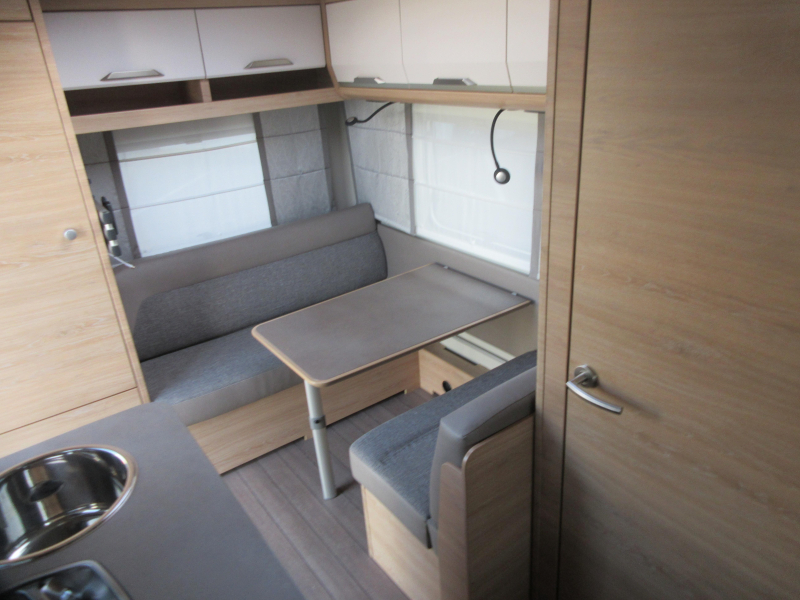 Knaus Sudwind 420 QD MET MOVER EN UNICO  foto: 12