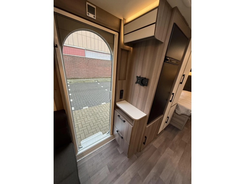 Kabe Estate 560 GLE Nieuw Binnen!  foto: 12