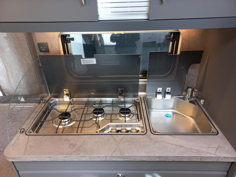 Hobby De Luxe 460 UFE Gratis actiepakket  foto: 11