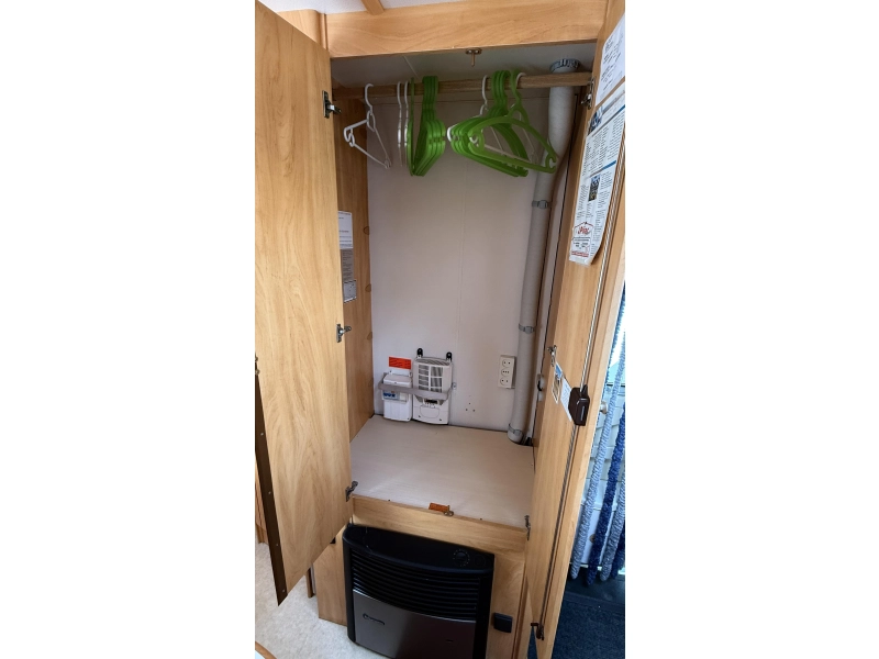 Fendt Saphir 470 TFB frans bed rondzit toilet  foto: 12