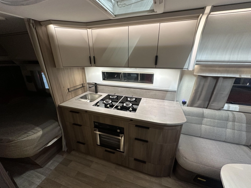 Kabe Royal 520 XL Model 2026 - Nieuw  foto: 9