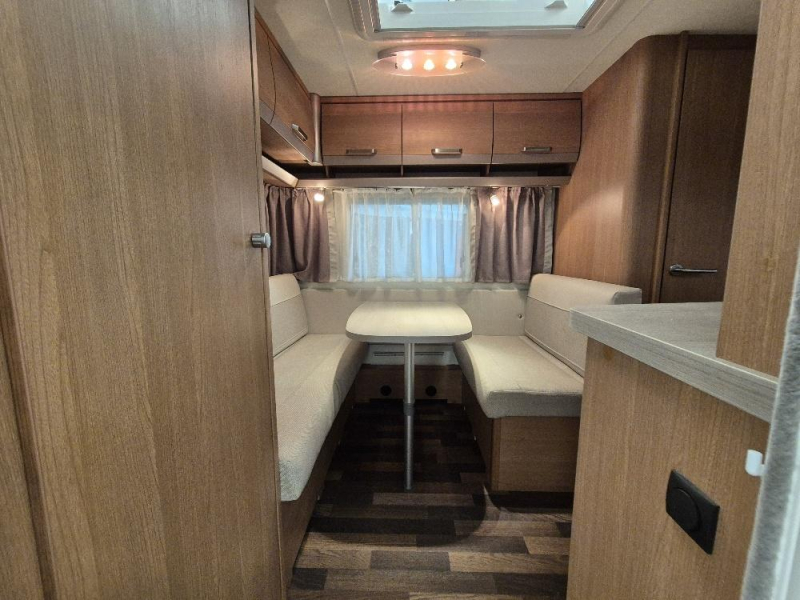 Knaus Sport 420 QD Nieuwe mover! Zakluifel  foto: 7