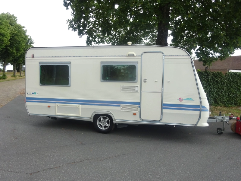 Adria Unica B 462 DP  foto: 3