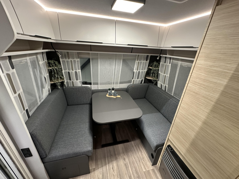 Fendt Apero 465 TG Model 2026  foto: 5