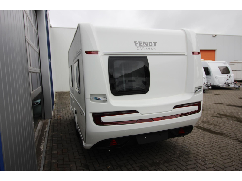 Fendt Bianco Activ 390 FHS Frans bed & hoge koelkast  foto: 3